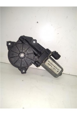 MOTOR ELEVALUNAS DEL. IZDO.
